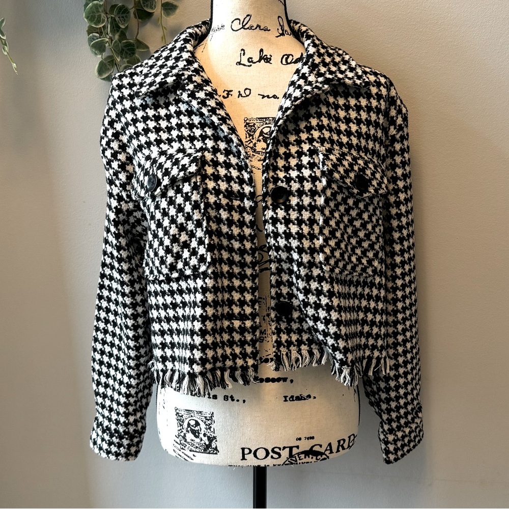 Target cropped jacket